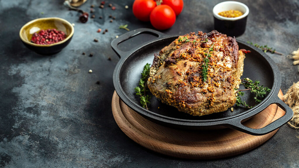 Údené karé s bylinkovou kôrkou